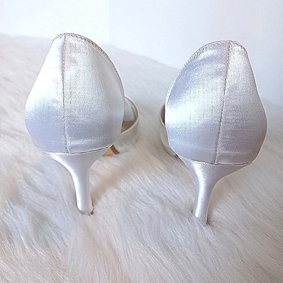 Michaelangelo White Stiletto Christmas New Years Eve Party Shoes Size 6 Heels - Picture 10 of 14